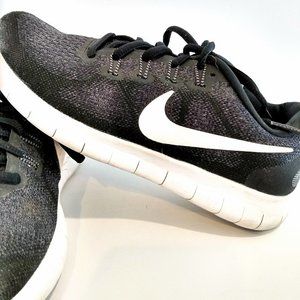 Nike Free RN Woman's Size 7 Running Shoes/Sneakers Black/White